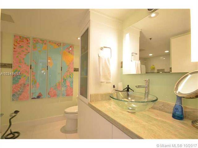 BEAUTIFULLY TOTALLY REMODELED APT WITH EXQUISITE TASTE