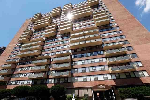 RARE 2 Bed vacancy at Metropolis towers - 2 BR New Jersey