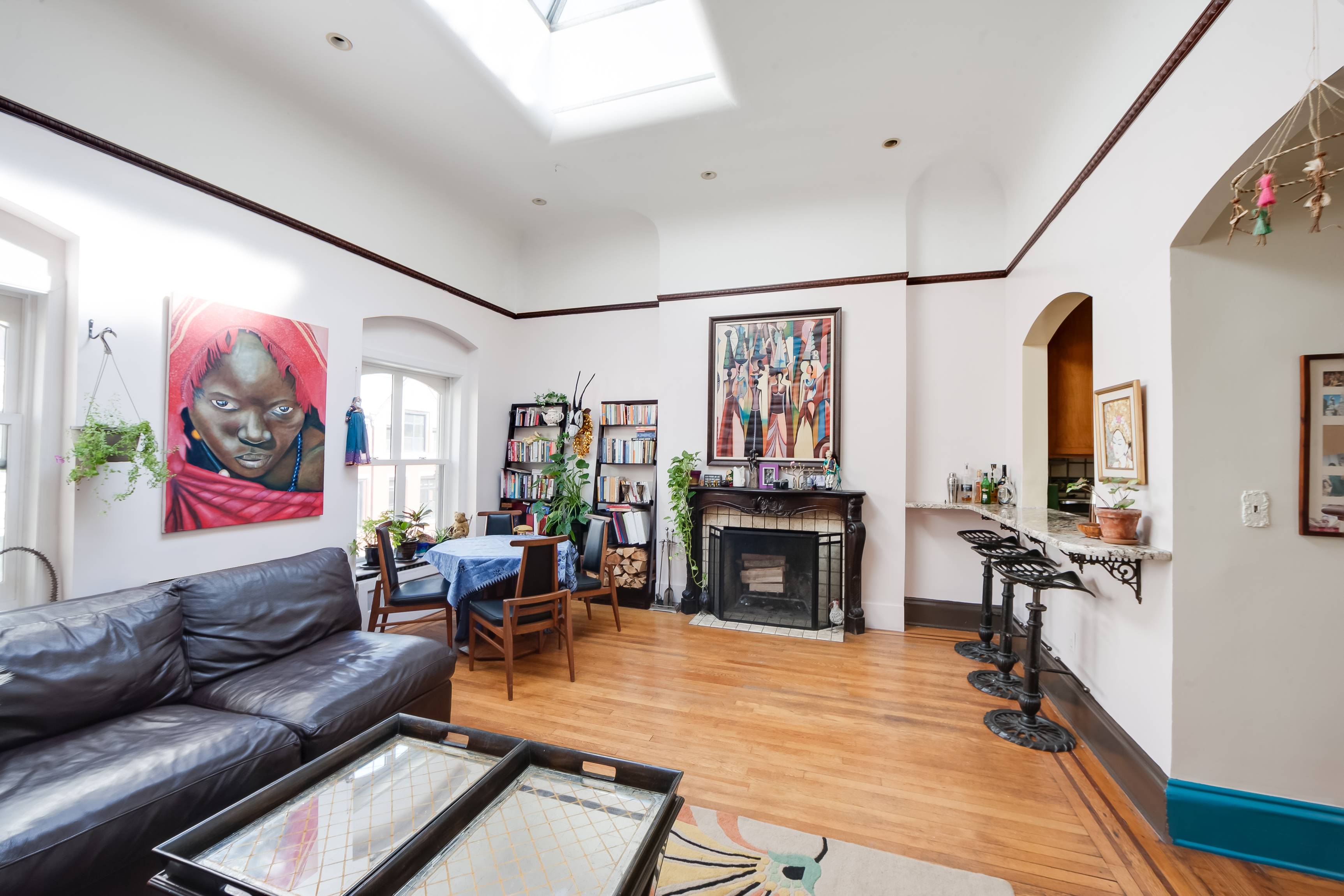 Massive Gramercy Park 2 Bedroom with soaring ceilings & skylights