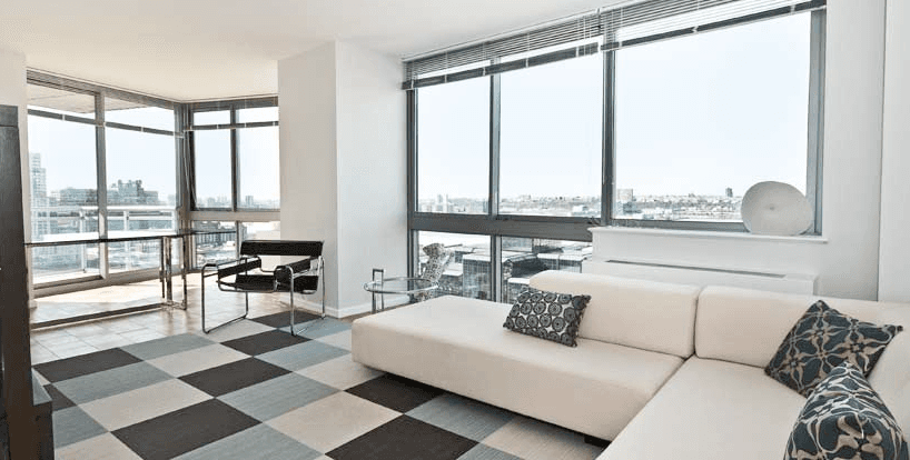 INCREDIBLE 1 BED/1 BATH W/ BALCONY & HUDSON RIVER VIEWS IN HELL’S KITCHEN!!