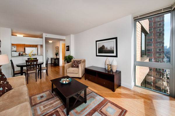 Fantastic Flatiron 2 Bedroom Apartment with 2 Baths featuring a Gym and Rooftop Deck