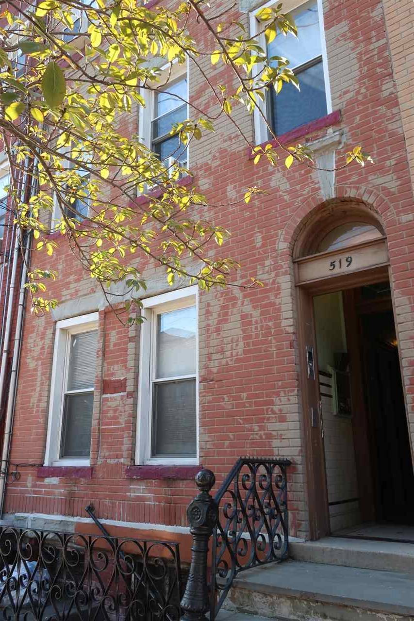 *** NO BROKER FEE*** Newly renovated true 3BR on Palisade Ave in JC Heights