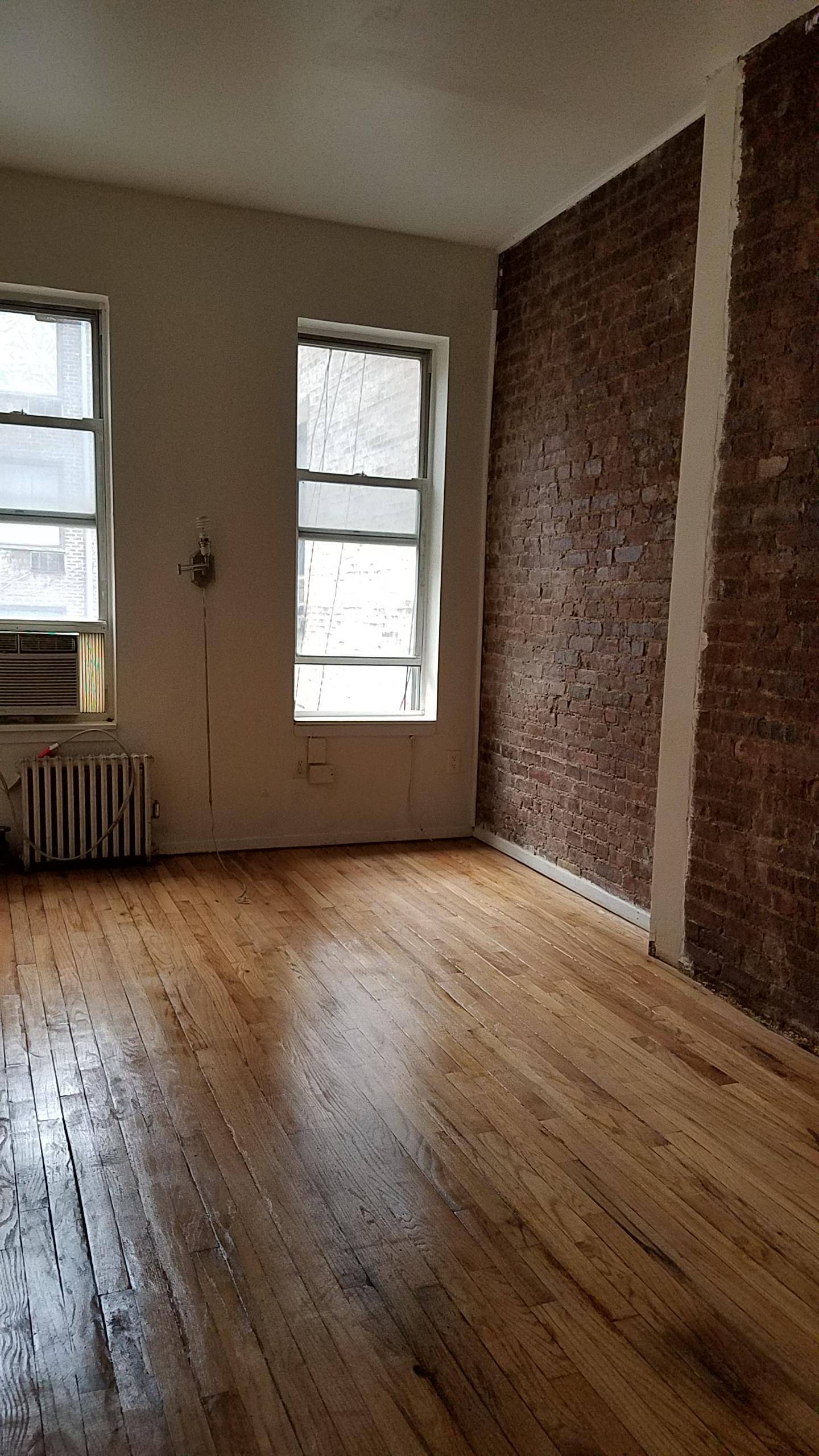 Real Two bed in Upper East 83st York ave