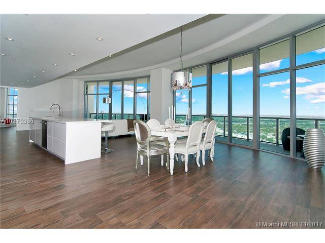 Presenting the finest penthouse at 4Midtown - Four Midtown Miami 3 BR Penthouse Florida