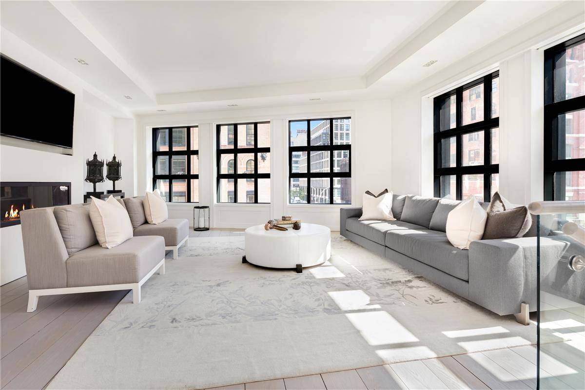 4BED 4BATH DUPLEX IN THE HEART OF TRIBECA
