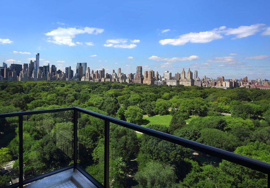 EXTRA LARGE 2BED 2.5BATH WITH BALCONY AND CENTRAL PARK VIEW