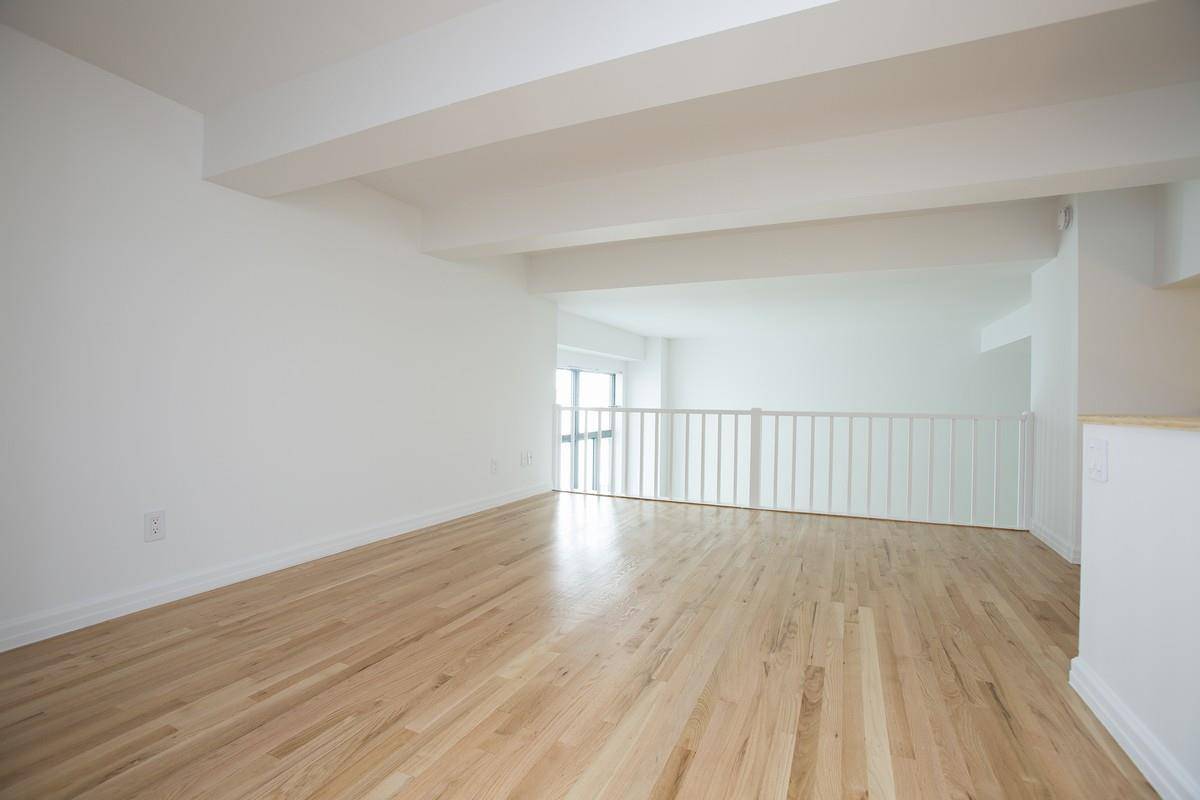 No Broker Fee + 1 Month Free Rent!!!    Limited Time Only!!!     Extraordinary West Village Duplex Studio Apartment with 1 Bath featuring a Rooftop Garden and Gym