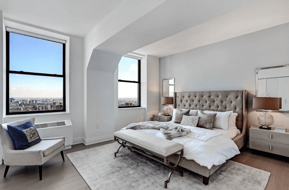 No Fee and Free rent Stunning 3 Bed Penthouse in FiDI. Call 212-729-4181