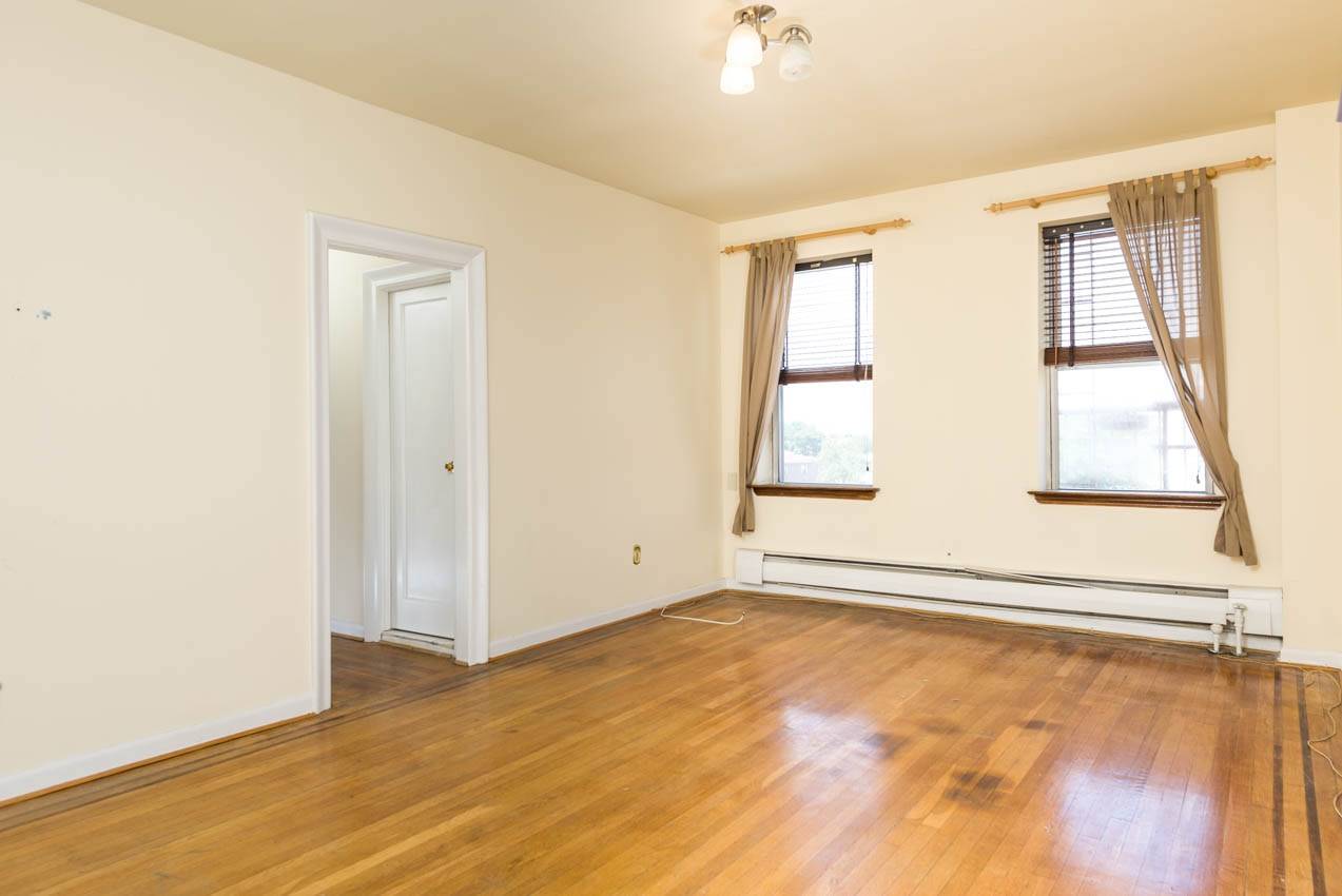 Sunny - 1 BR New Jersey