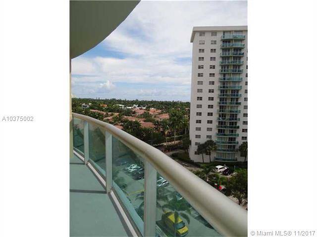GREAT LOCATION - HARBOUR HOUSE 2 BR Condo Bal Harbour Florida