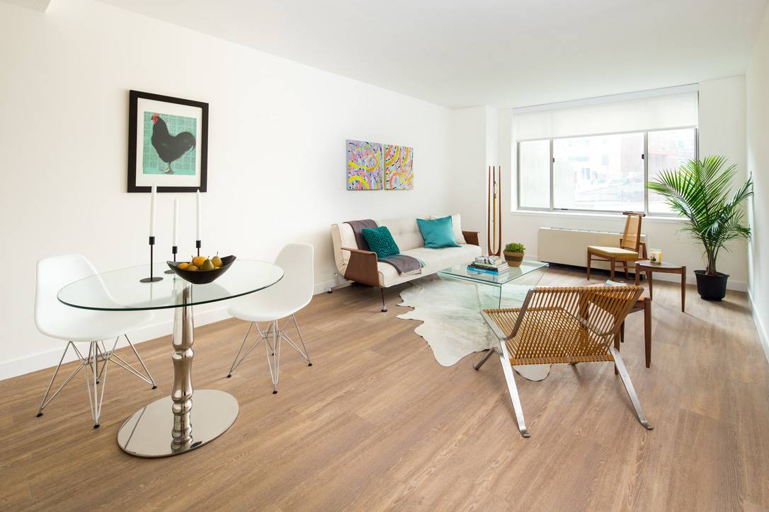 Massive Financial District 1 Bed/1 Bath With Fitness Center, Grills on Rooftop, & Much More  - Call 917.912.2377