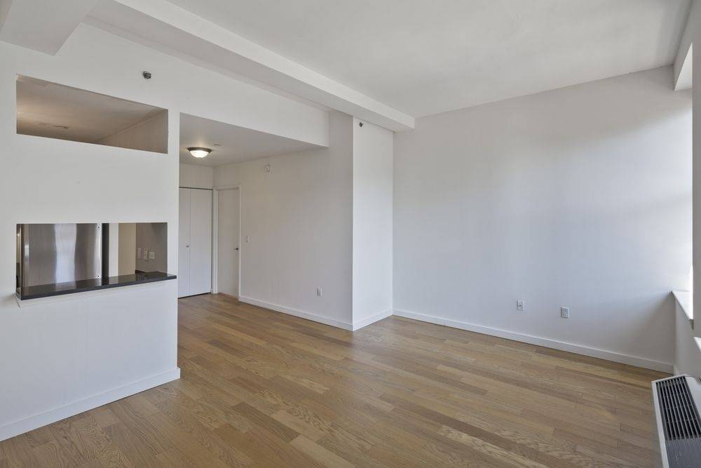 NO FEE!! FINANCIAL DISTRICT - Spacious 1 Bedroom Apartment with City View