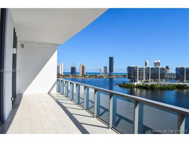Echo Aventura is a new ultra luxury waterfront residence offering beautiful views of the Intracoastal Waterway