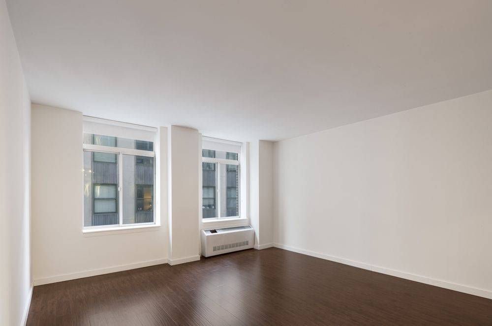 NO FEE - TOP OF THE LINE STUDIO - CITY VIEWS!!  - 600+ SQUARE FEET - FULL SERVICE BUILDING