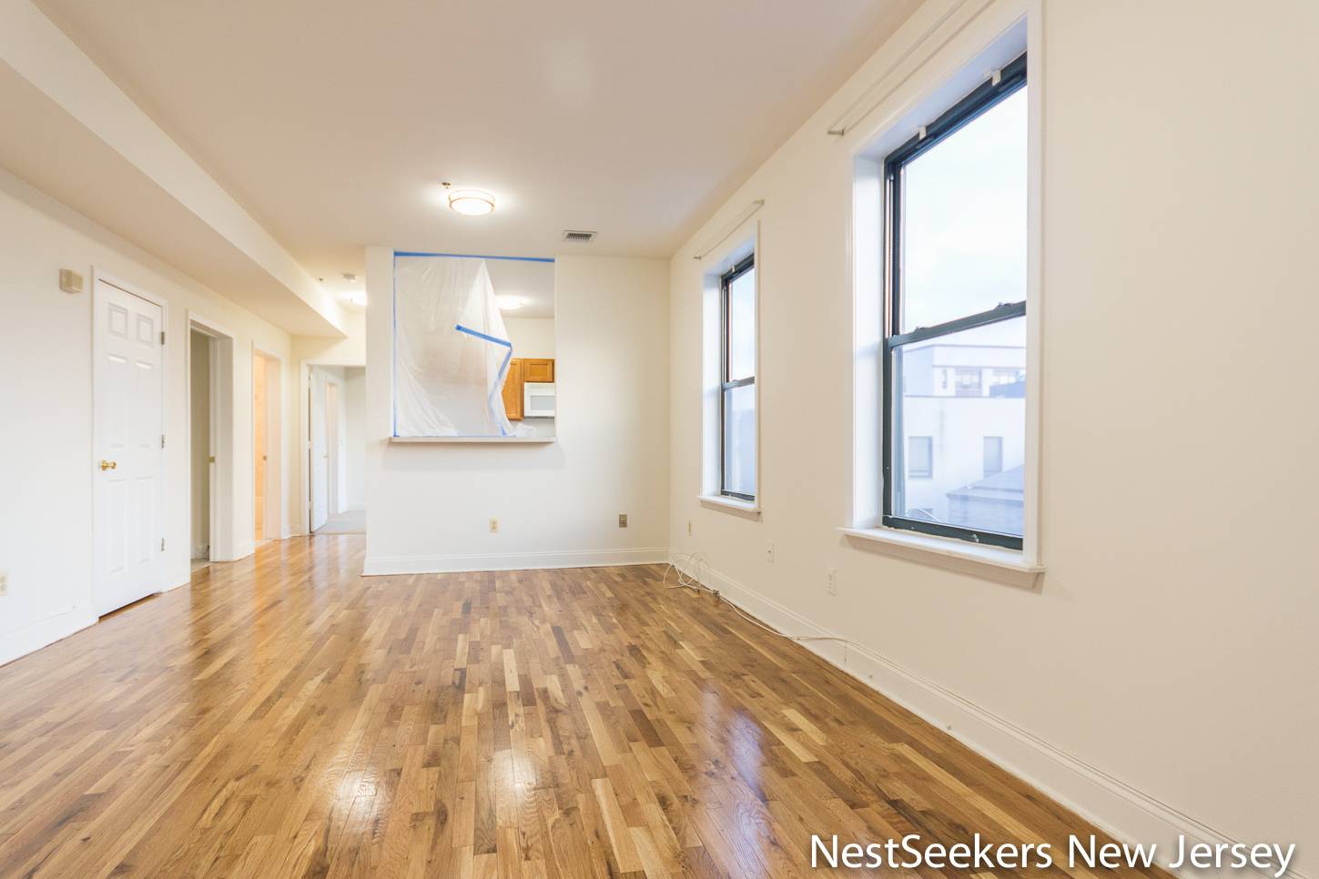 Huge 2BR/2BA Unit in Downtown Hoboken!  No Fee! Laundry, Elevator, Gym and Parking on Site!