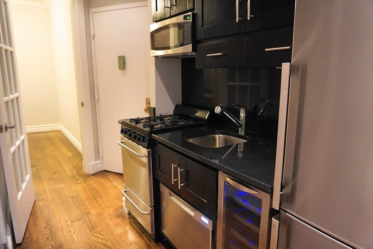 NO FEE and Unbeatable Price - Beautiful West Village 1 Bedroom in Perfect Location