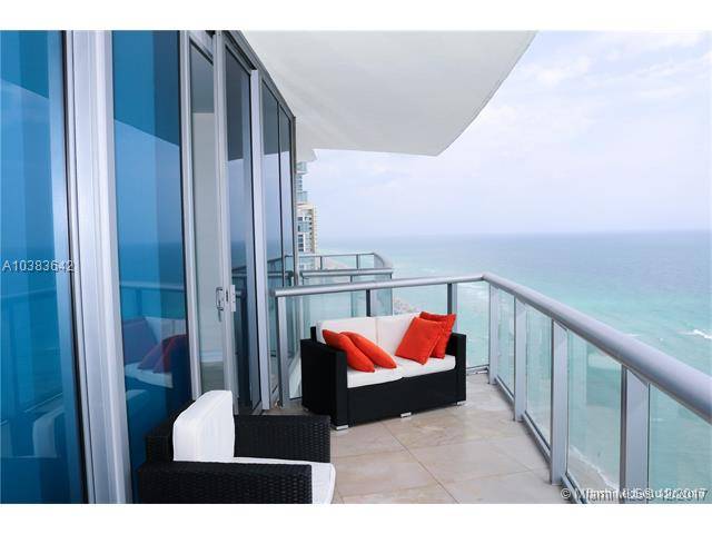 Gorgeous Direct Oceanfront Residence in Jade Beach Sunny Isles Beach