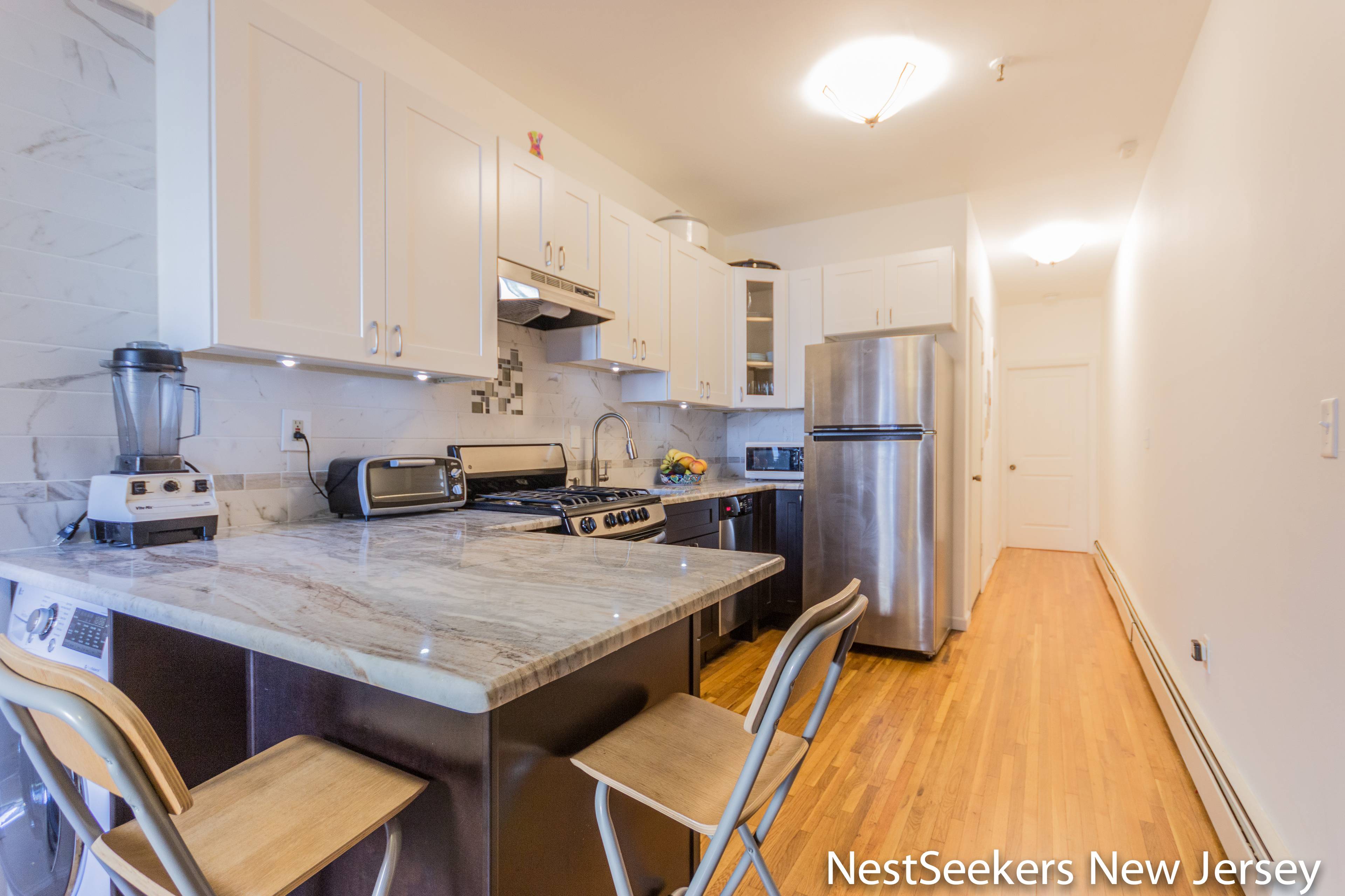 Newly Renovated 2BR/1BA, 7 Min Walk to Path! W/D In Unit! 1 Flight up! Feb 1 Move In!