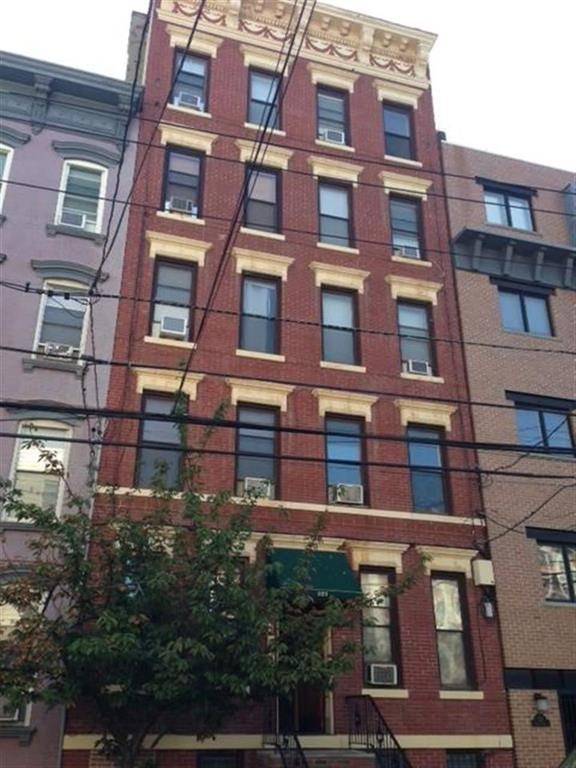 Newly Constructed & Well Crafted - 2 BR Hoboken New Jersey