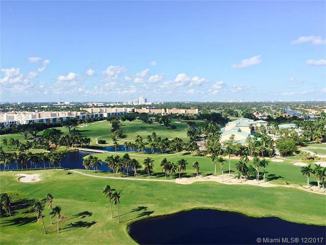 3 bedroom 2 bath apartment located close to the beach with a gorgeous view of the gulf course