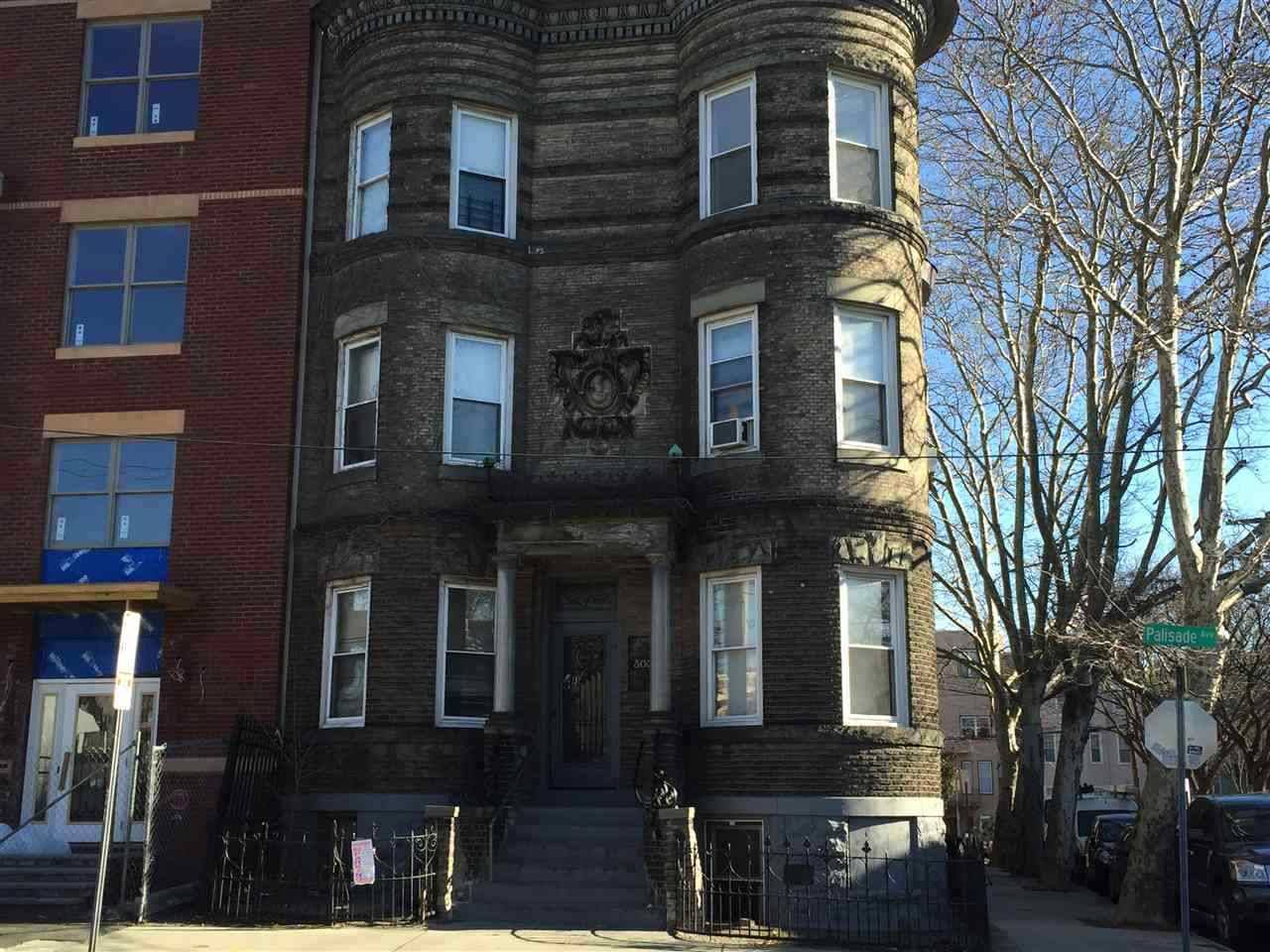 Beautiful 2 bedroom with character in the Heights - 2 BR The Heights New Jersey