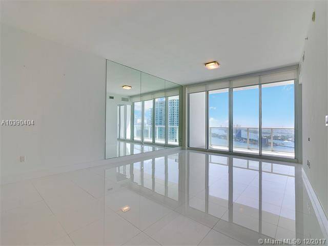 Available immediately for 1 year lease - Paramount Bay 3 BR Condo Miami