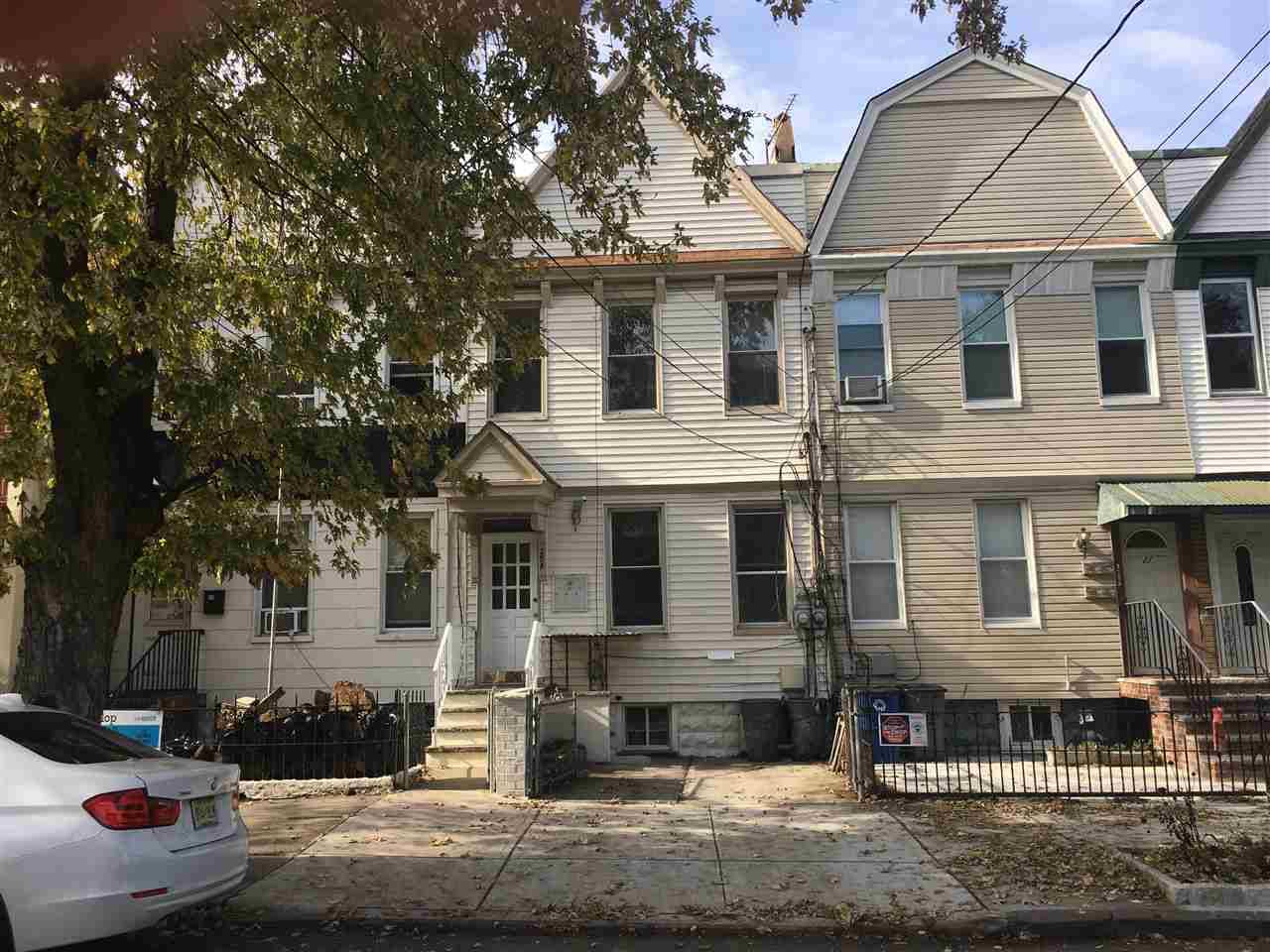 2 FAMILY HOUSE LOCATED AT JERSEY CITY HEIGHTS AREA