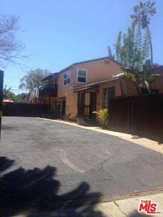 Excellent investment opportunity located in the upscale Santa Monica neighborhood of Los Angeles
