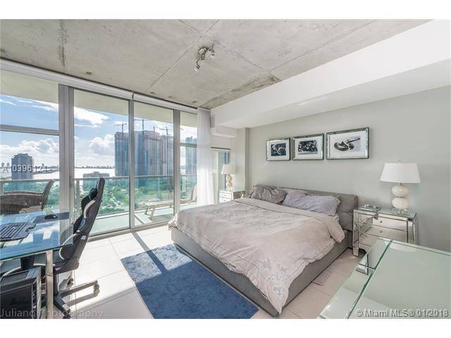 TASTEFULLY Furnished unit with city and bay views - FOUR MIDTOWN MIAMI CONDO 2 BR Condo Florida