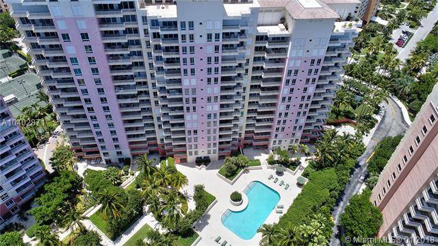 OVERSIZED 4/3 UNIT FOR RENT - THE OCEAN CLUB 4 BR Condo Key Biscayne Miami