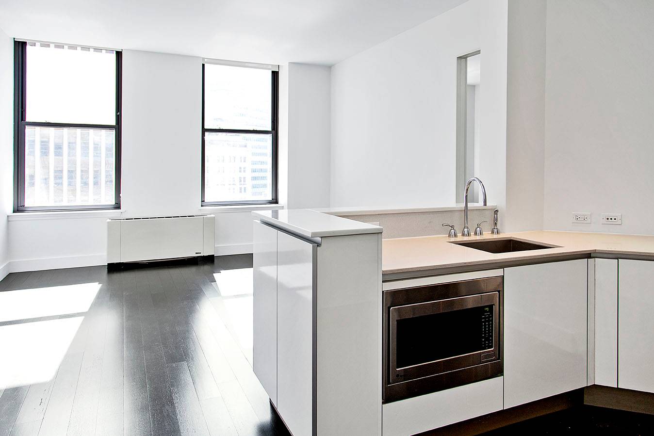 Broad Street One Bedroom with Top-notch Finishes