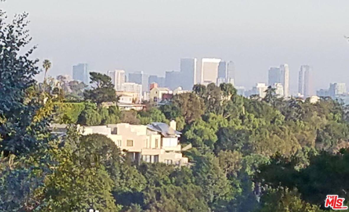 Views - 3 BR Single Family Brentwood Los Angeles