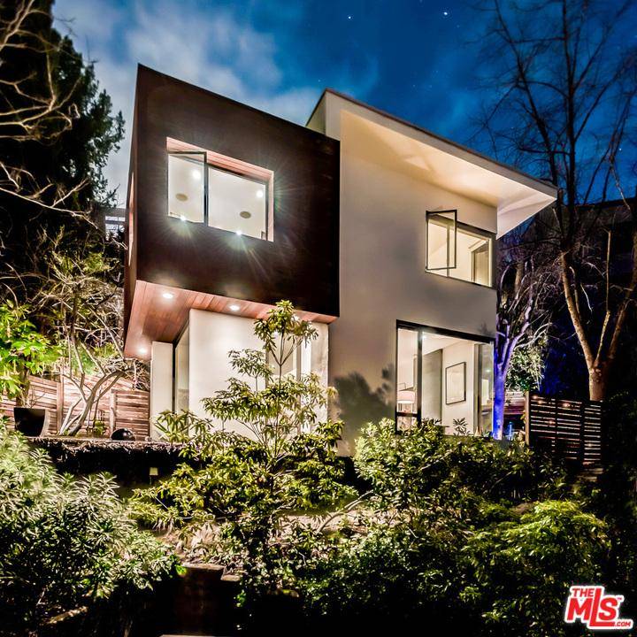 Stunning Totally Remodeled Modern Architectural home nestled in the Hills of Hollywood