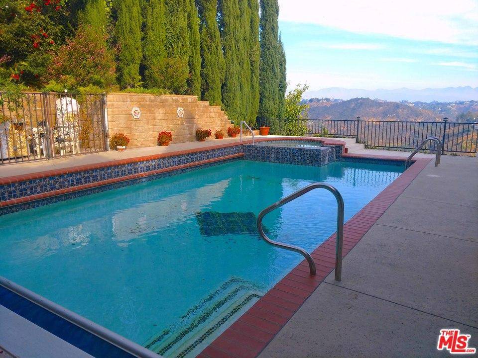 Superb Bel-Air location - 5 BR Single Family Los Angeles