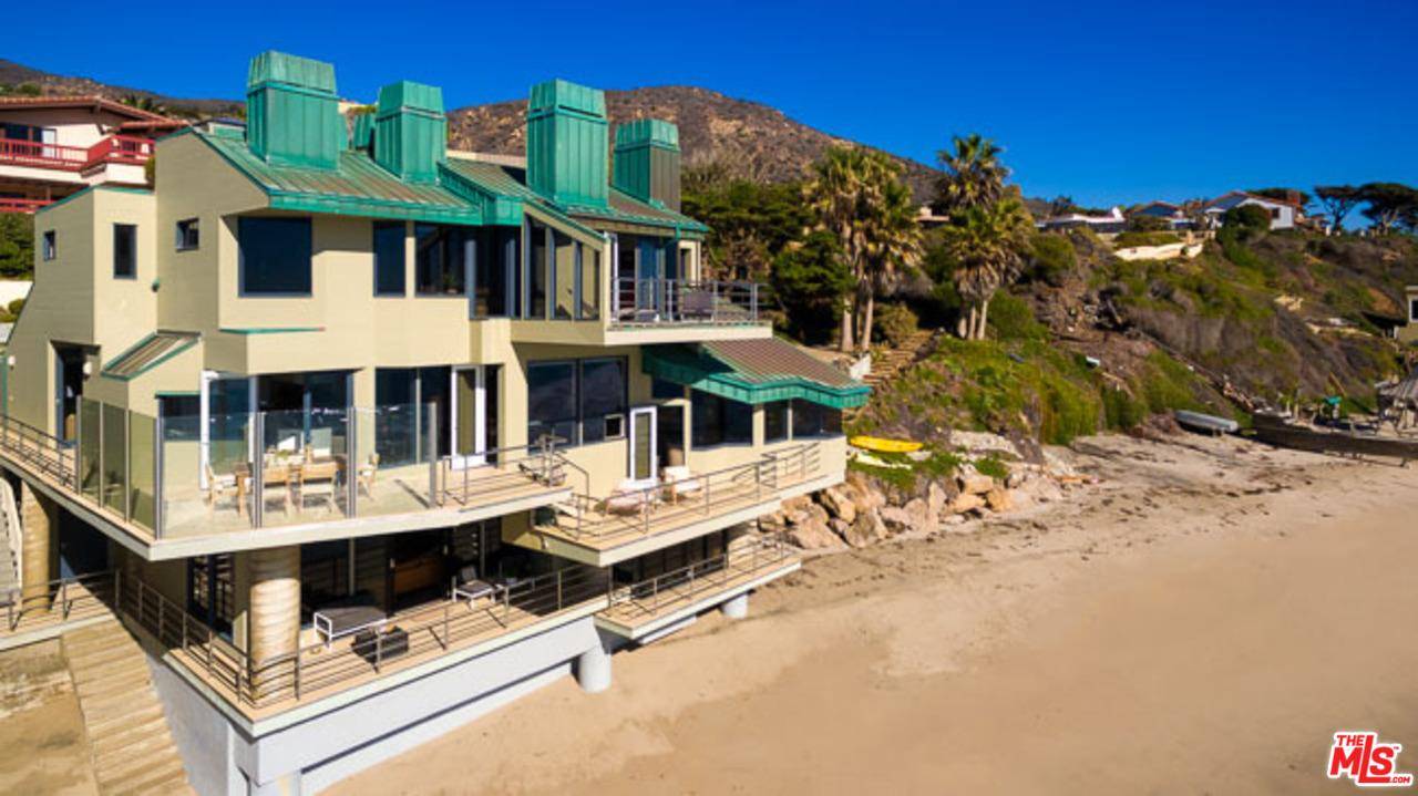 Sensational beach lease - 6 BR Single Family Malibu Los Angeles