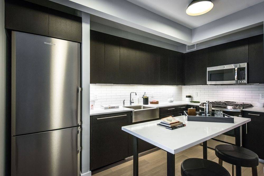 New Development Hell's Kitchen Luxury Rental 1 Bedroom No Brokers Fee