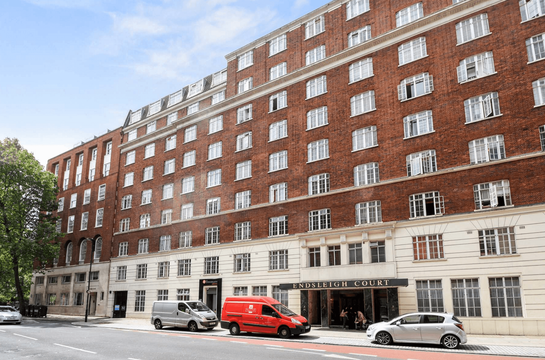 2 bedroom apartment for sale in Upper Woburn Place