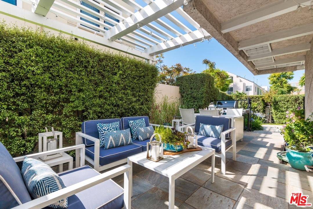 Fantastic opportunity to own in the heart of Santa Monica