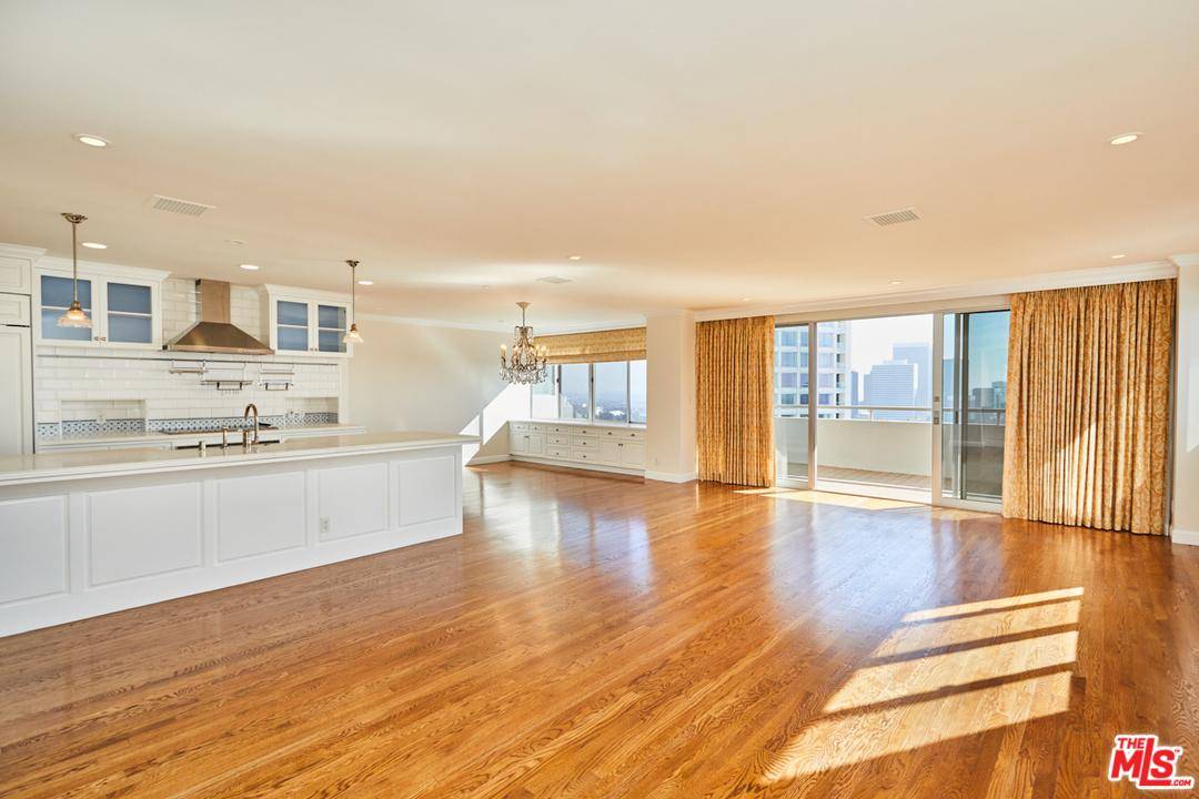 Stunning North & South facing views define this exquisite newly remodeled 3 bed/4 bath corner unit