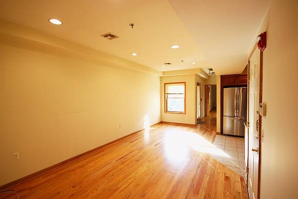 Great location for this 1200sf two bedroom - 2 BR New Jersey