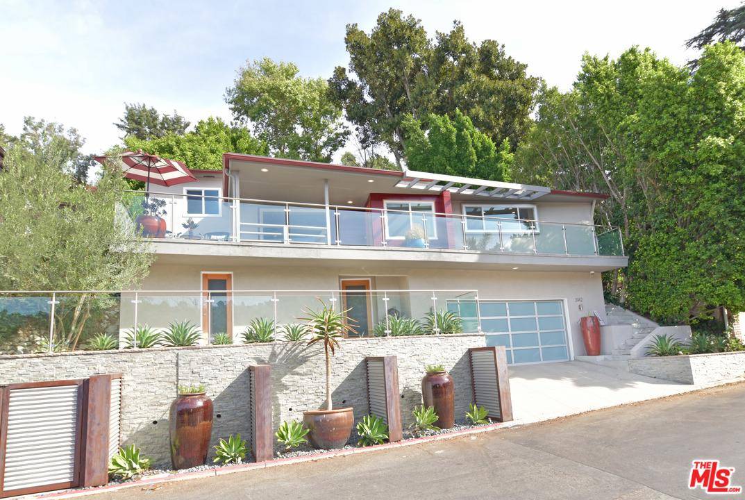 Fabulous Lake Hollywood Contemporary - 4 BR Single Family Hollywood Hills East Los Angeles