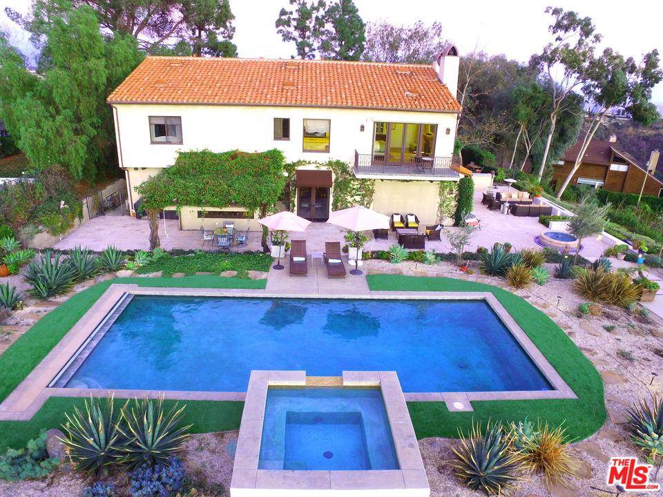 Gated and private Mediterranean estate - 1 BR Single Family Bel Air Los Angeles
