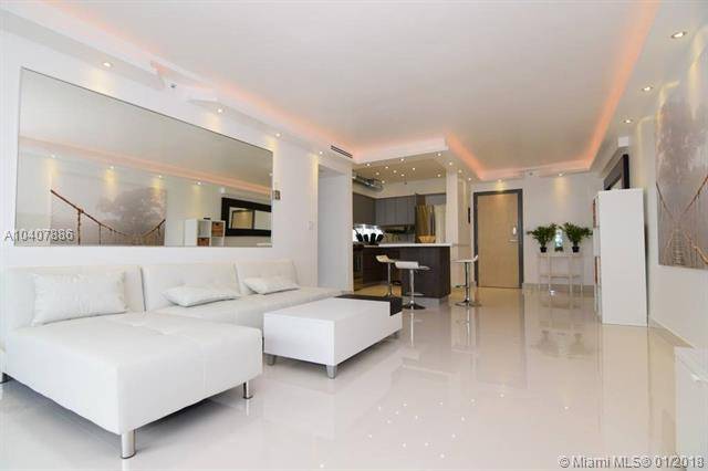 Amazingly remodeled 1 bedroom 1 bathroom apartment at the Flamingo at South Beach