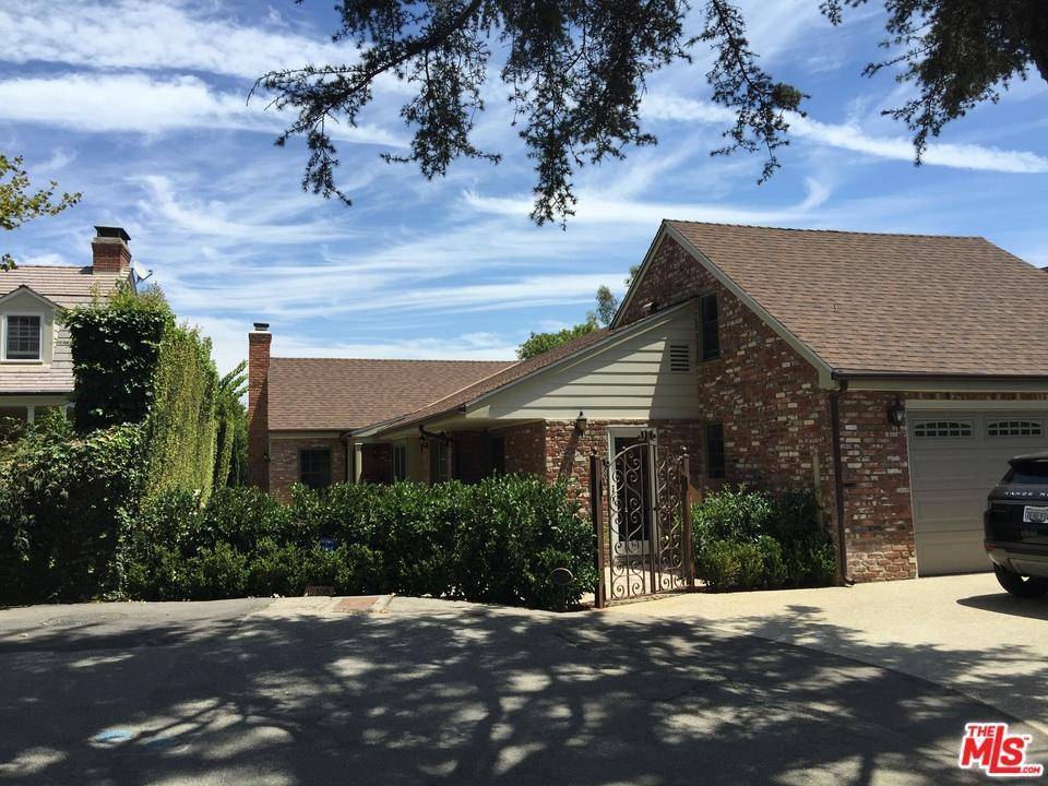 Private location at end of cul-de-sac - 2 BR Single Family Brentwood Los Angeles