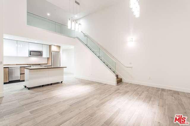 Welcome to The Lofts on La Brea - 1 BR Townhouse Los Angeles