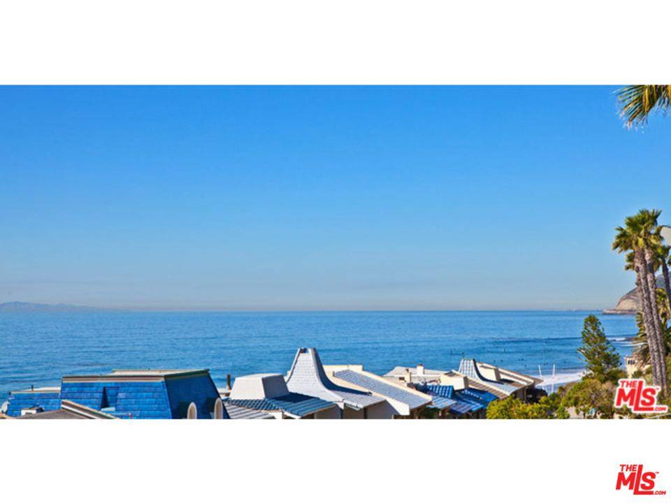Come live a vacation lifestyle at the Malibu Bay Club at County line in Malibu