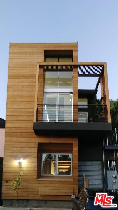 Brand new - 1 BR Single Family Mid Wilshire Los Angeles