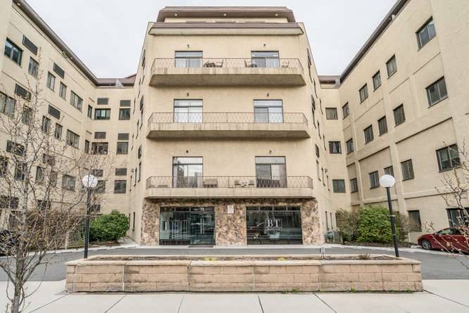 Luxury living at it's finest-Spacious 2BR/2 BATH condo in Brunswick Towers in the heart of Journal Square