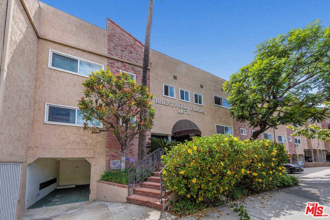 Located in the heart of Brentwood Village - 1 BR Condo Brentwood Los Angeles