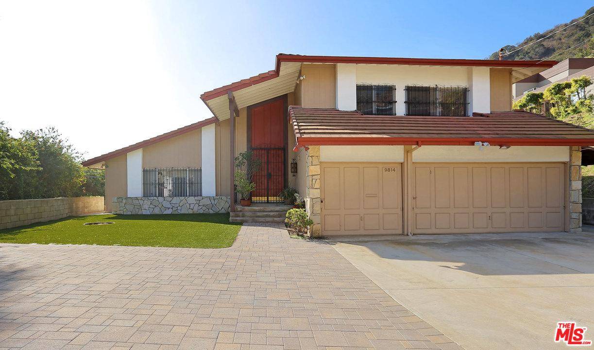 First time on the market in over 45 years - 5 BR Single Family Beverly Hills Post Office | B.H.P.O. Los Angeles